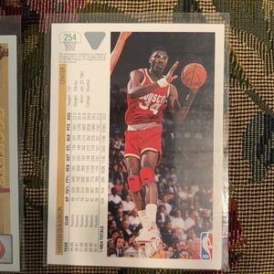 🌼COPY - NWT COLLECTOR BASKETBALL CARDS-HAKEEM OLAJUWON